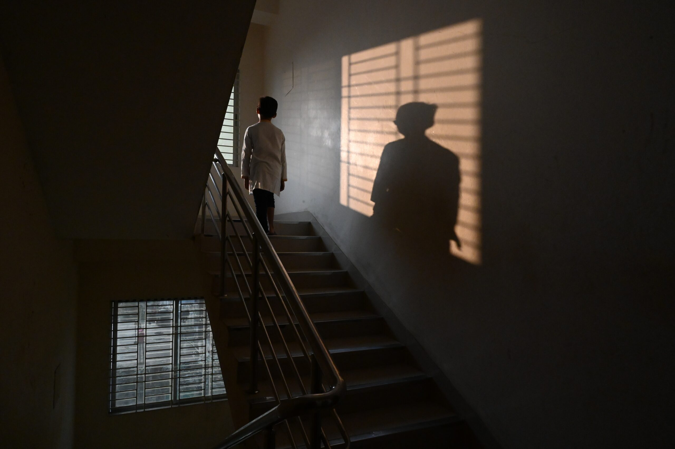 Borders within: Unveiling the consequences of ?duty of information?